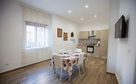 Marta House
